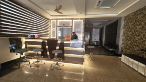 Rajmahal Premium Hotel & Banquet